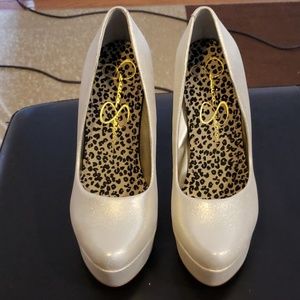 Jessica Simpson gold platform pumps